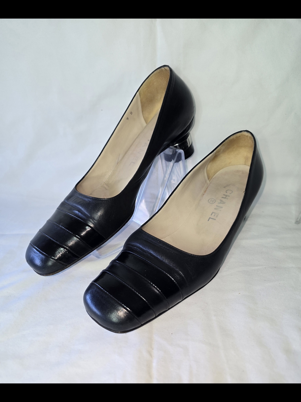CHANEL Black Leather Rounded Square Toe Low Heel Pumps